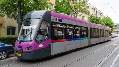 Bosch echipează un tramvai din Cluj-Napoca cu un sistem de siguranță de ultimă g ...